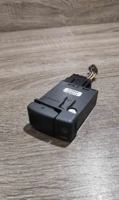 Fog light switch