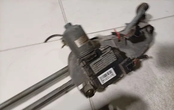 Renault Espace - Grand espace IV Wiper motor 0390241805