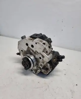 Volvo XC70 Fuel injection high pressure pump 8689590 078206 0445010043