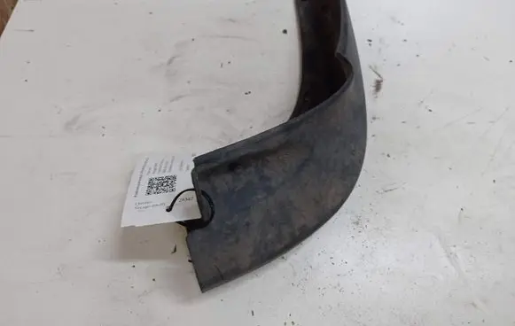 Chrysler Voyager Front mudguard 0R070TRMAA