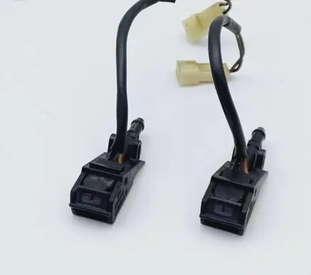 Volkswagen PASSAT B5.5 Windshield washer spray nozzle 6E0955986A
