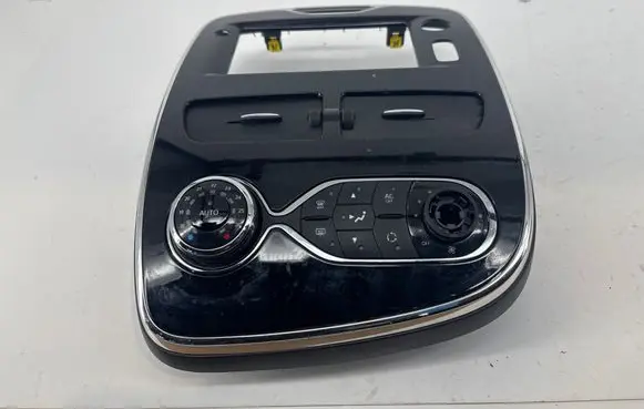 Renault Clio IV Climate control unit 275108796R 130803 E1067144