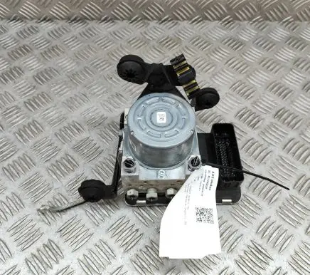 Volvo XC60 ABS Pump 31680099 31680102