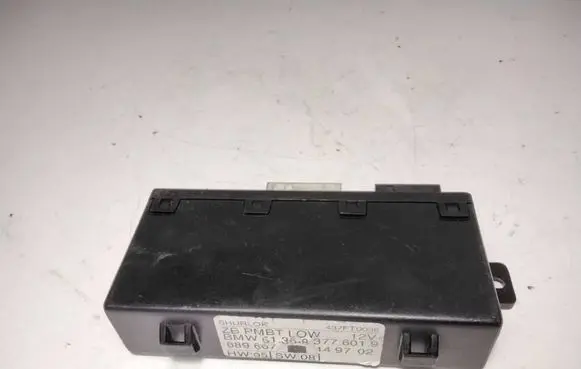 BMW 5 E39 Other control units/modules 613583776019 689667 437FT0036