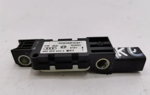 Audi A8 S8 D3 4E Airbag deployment crash/impact sensor 4B0959643E 1510038147
