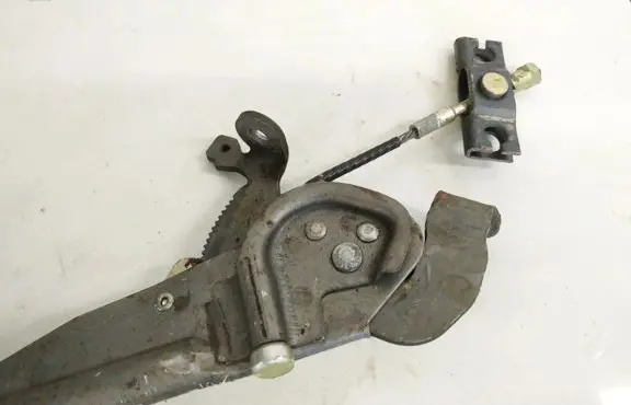 Hyundai Scoupe Handbrake/parking brake lever assembly