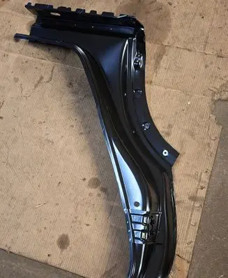 Renault Rafale Rear arch 955222