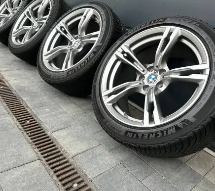 R19 alloy rim