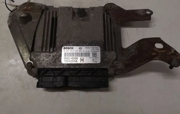 Toyota Yaris Engine control unit/module 0281012322 896610D450