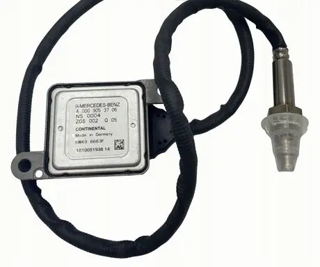 Mercedes-Benz C W205 Lambda probe sensor A0009053706