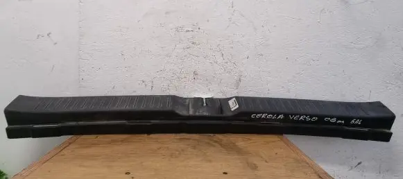 Toyota Corolla Verso AR10 Other trunk/boot trim element 647160F010