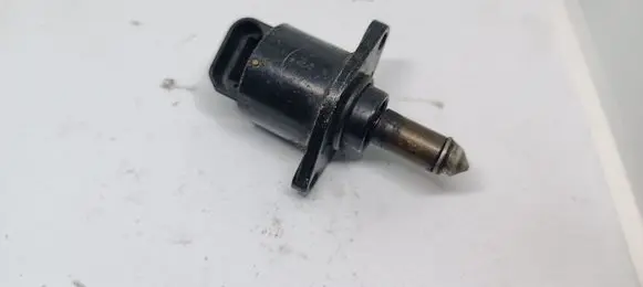 Volkswagen Touareg I Fuel pressure regulator D5165 A1787