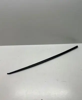 Audi Q8 Windshield trim 4M8854328
