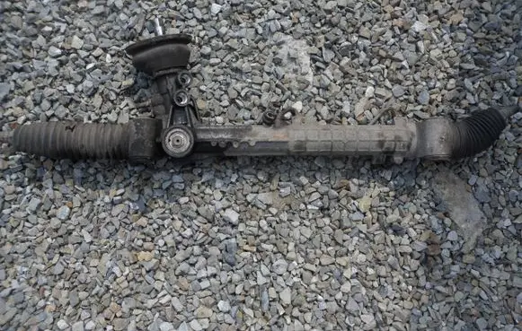 Opel Astra G Steering rack