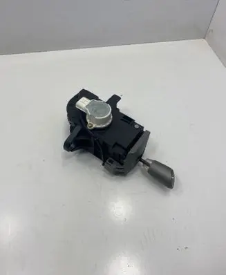 Toyota Prius (NHW20) Gear shifter/selector PA66-GF33