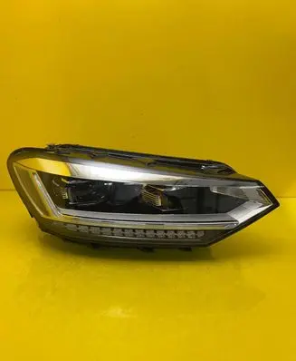 Volkswagen Touran III Headlight/headlamp 5TB941082D