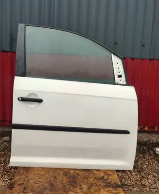 Volkswagen Caddy Front door
