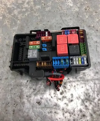 Mercedes-Benz C W205 Fuse box set
