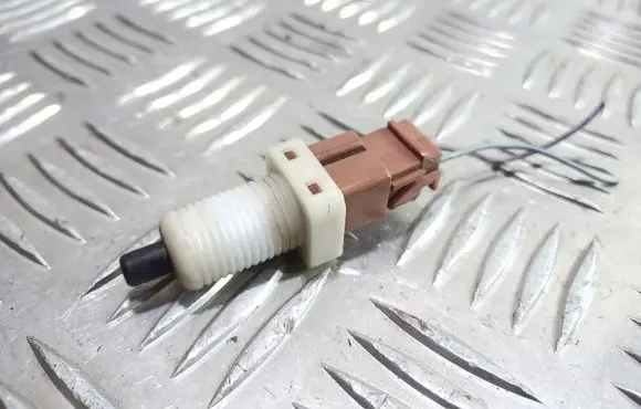Peugeot 807 Brake pedal sensor switch