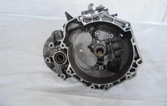 Opel Mokka Manual 5 speed gearbox 55575539