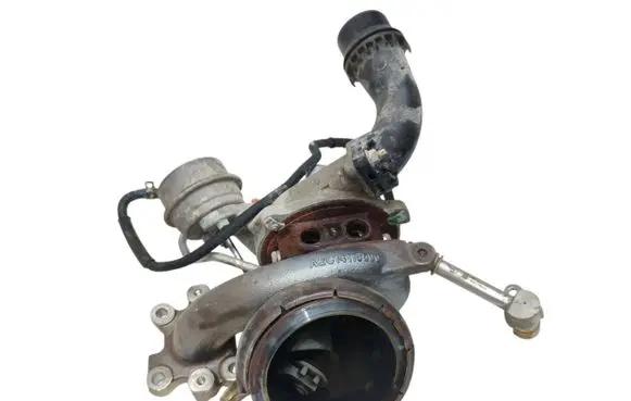 Ford Escape IV Turbo HX7G6K682CB