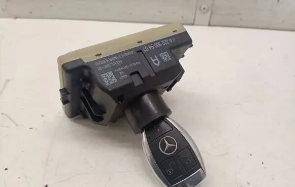 Mercedes-Benz S W222 Ignition lock A2229009407