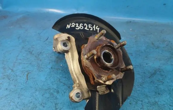 Nissan X-Trail T33 Rear wheel hub spindle/knuckle 400156RA0A