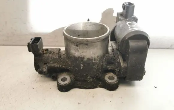 Toyota Avensis T250 Throttle body valve 