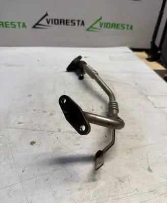 Coolant pipe/hose