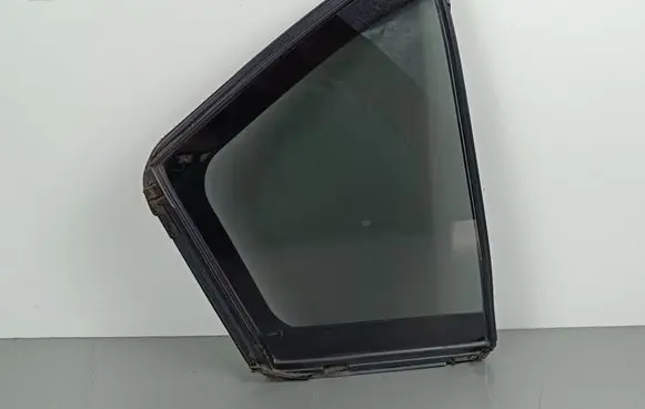 Mitsubishi Eclipse Cross Rear vent window glass 