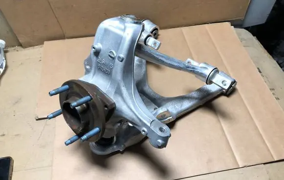 Chevrolet Corvette C7 Front wheel hub 84036209