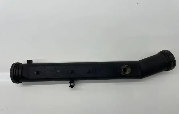 Seat Ibiza IV (6J,6P) Engine coolant pipe/hose 032121065H