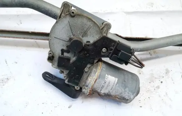 Volkswagen Crafter Wiper motor 405147