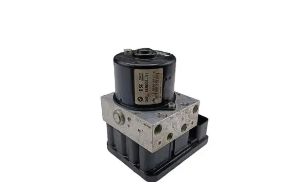 BMW 1 E82 E88 ABS Pump 6789301 34516789300 6789300