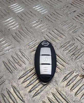 Nissan Qashqai Ignition key/card 