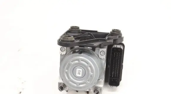 Volkswagen Touran III Master brake cylinder 5Q0614517CH