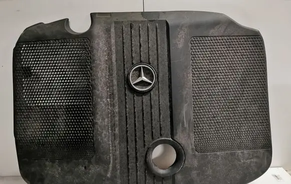 Mercedes-Benz E W212 Engine cover (trim) A6510102167