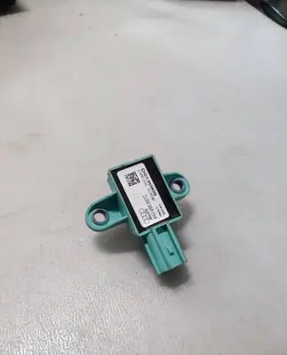 Audi A4 S4 B8 8K Airbag deployment crash/impact sensor 8K0955557C 5WK4380902