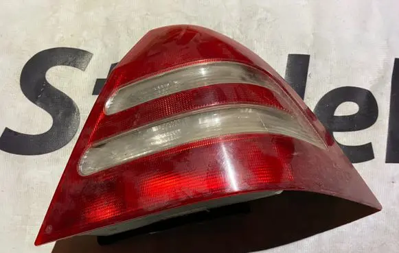 Mercedes-Benz C W203 Rear/tail lights 3311r