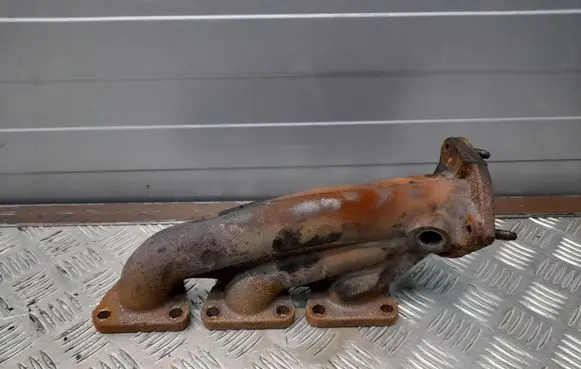 Audi Q5 SQ5 Exhaust manifold 06E253034F