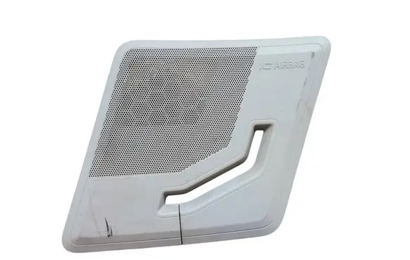 Volvo XC90 Seat belt trim 8641272