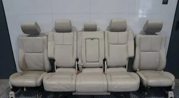 Jeep Commander Seat set 