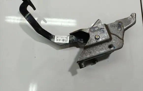 Honda FR-V Brake pedal 