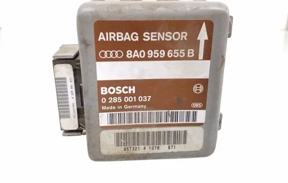 Audi A4 S4 B5 8D Airbag control unit/module 8A0959655B 0285001037