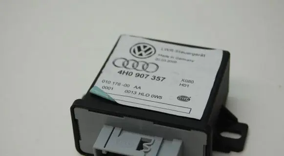 Audi A8 S8 D4 4H Light module LCM 4H0907357
