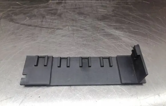 BMW 5 E34 Relay mounting block 2244654 12902244654