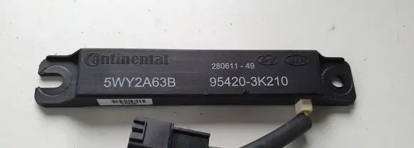 Hyundai ix35 Aerial antenna amplifier