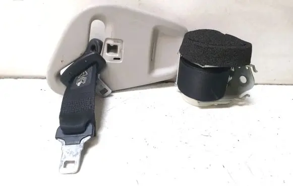 Ford S-MAX Rear seatbelt 611B68N3303573