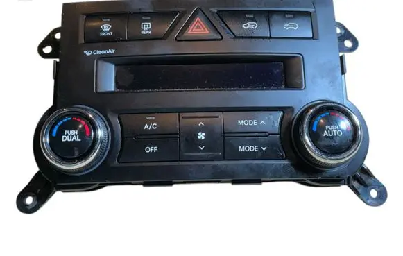 KIA Sorento Climate control unit 972502P680 972502PXXX 4XM077FFB045