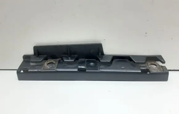 BMW 5 E60 E61 Front bumper mounting bracket 7066228 51777066228